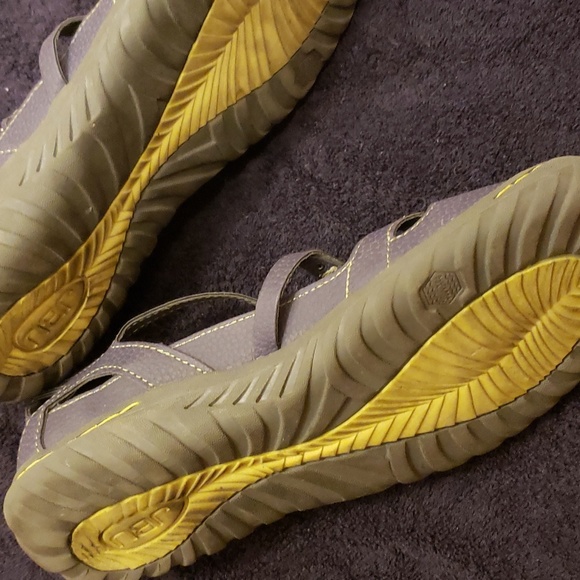 Jambu 8M closed toe sandals - Picture 3 of 3